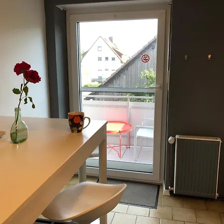 Ξενοδοχείο με διαμερίσματα In Rot, Fraenkisches Design, Balkon In Nur 50 Schritten Zum Radweg, Ideal For Long Stay, Relocation Mainstockheim